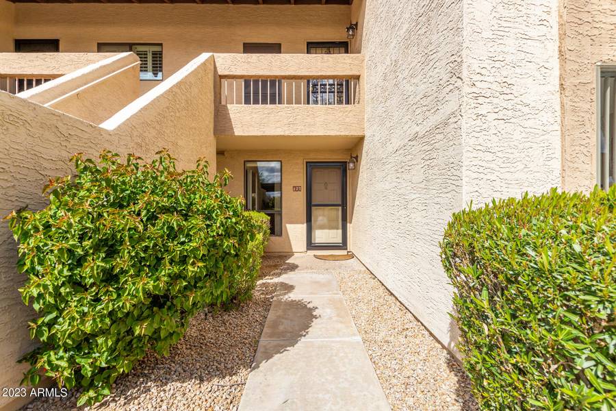 8651 E ROYAL PALM Road #127, Scottsdale, AZ 85258