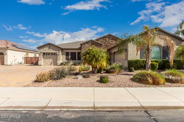 3821 S Granite Drive, Chandler, AZ 85286