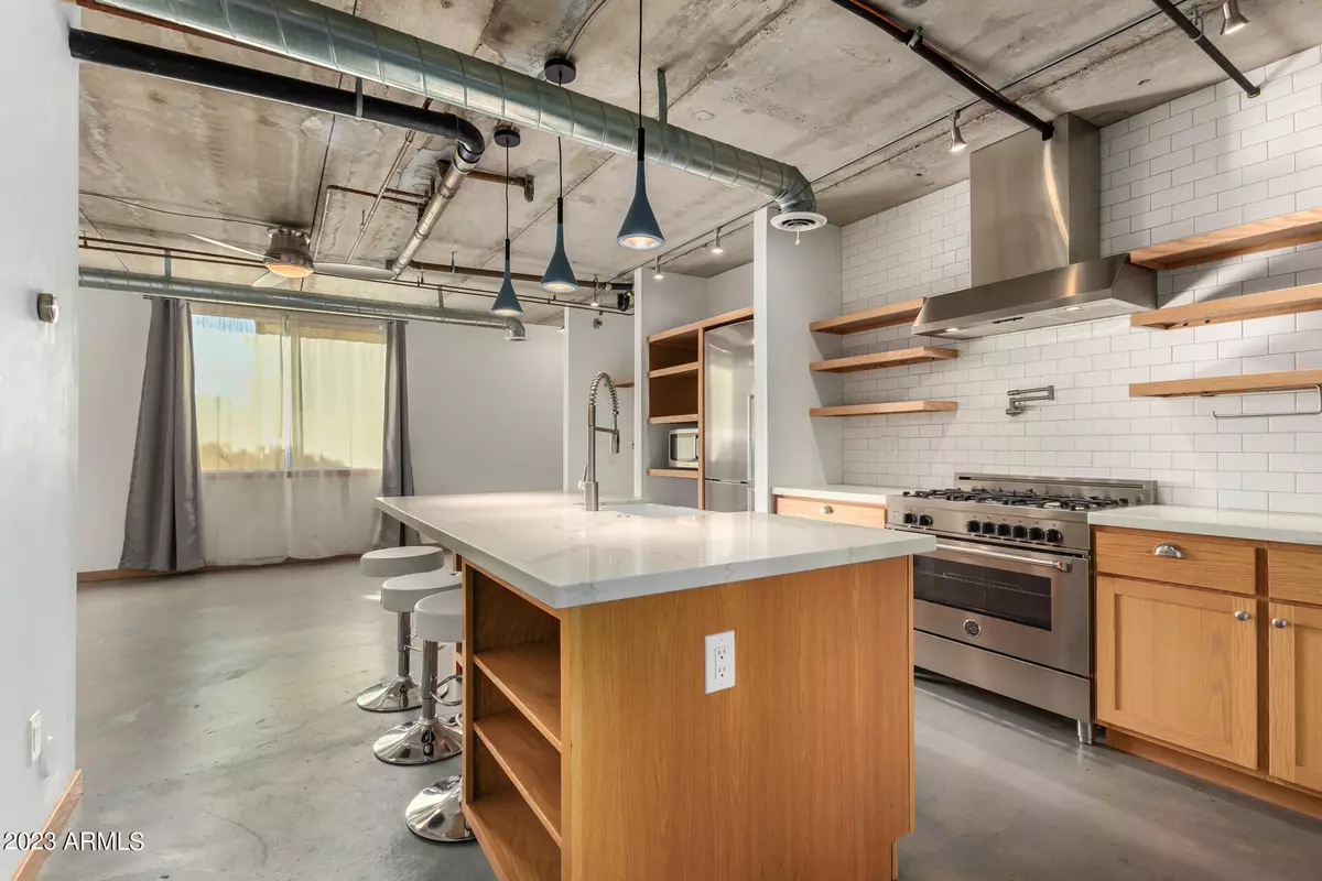 Scottsdale, AZ 85251,6942 E 3RD Street