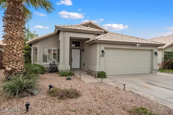 1073 W LAUREL Avenue, Gilbert, AZ 85233