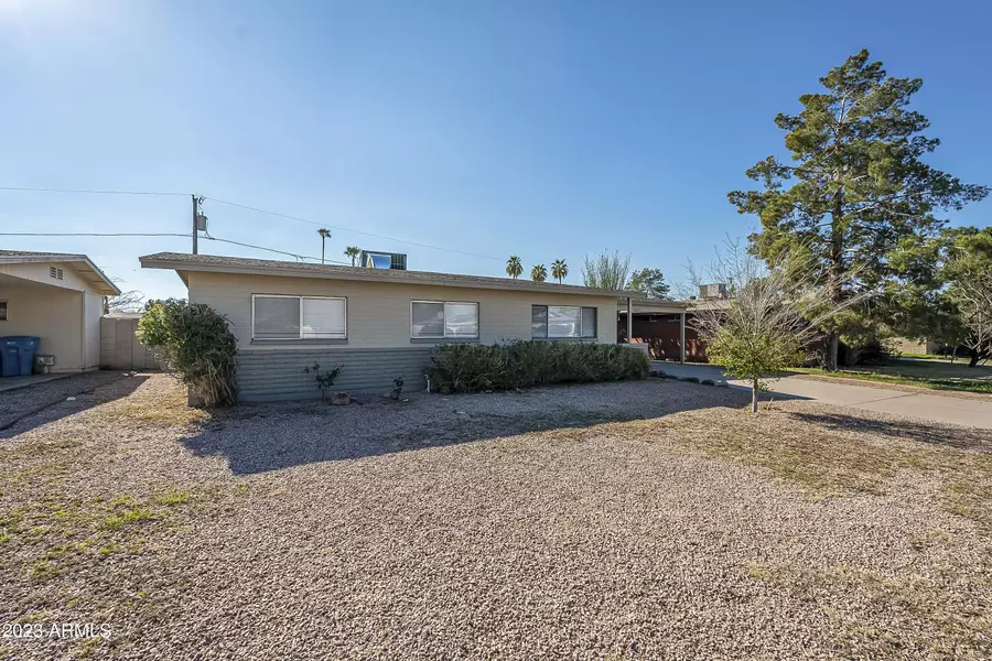 3231 W SUNNYSIDE Avenue, Phoenix, AZ 85029