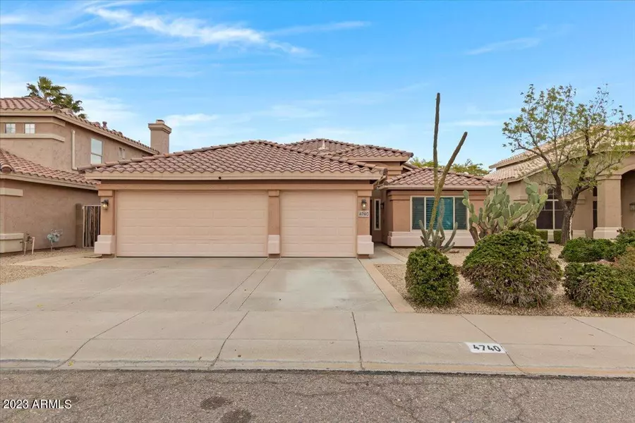 4740 E SOUTH FORK Drive, Phoenix, AZ 85044