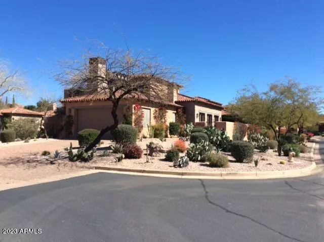 7501 E GOLDEN EAGLE Circle #27, Gold Canyon, AZ 85118