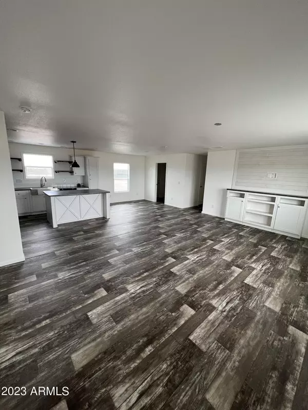 Tonopah, AZ 85354,3325 N 425TH Avenue