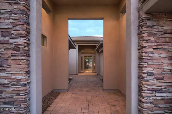 Scottsdale, AZ 85255,11138 E GREENWAY Road E