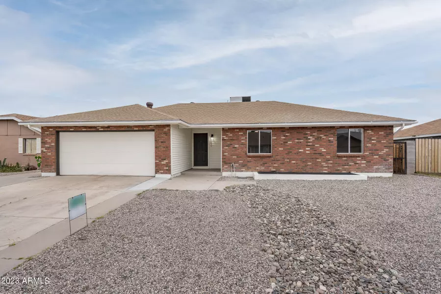 250 W JUANITA Avenue, Gilbert, AZ 85233