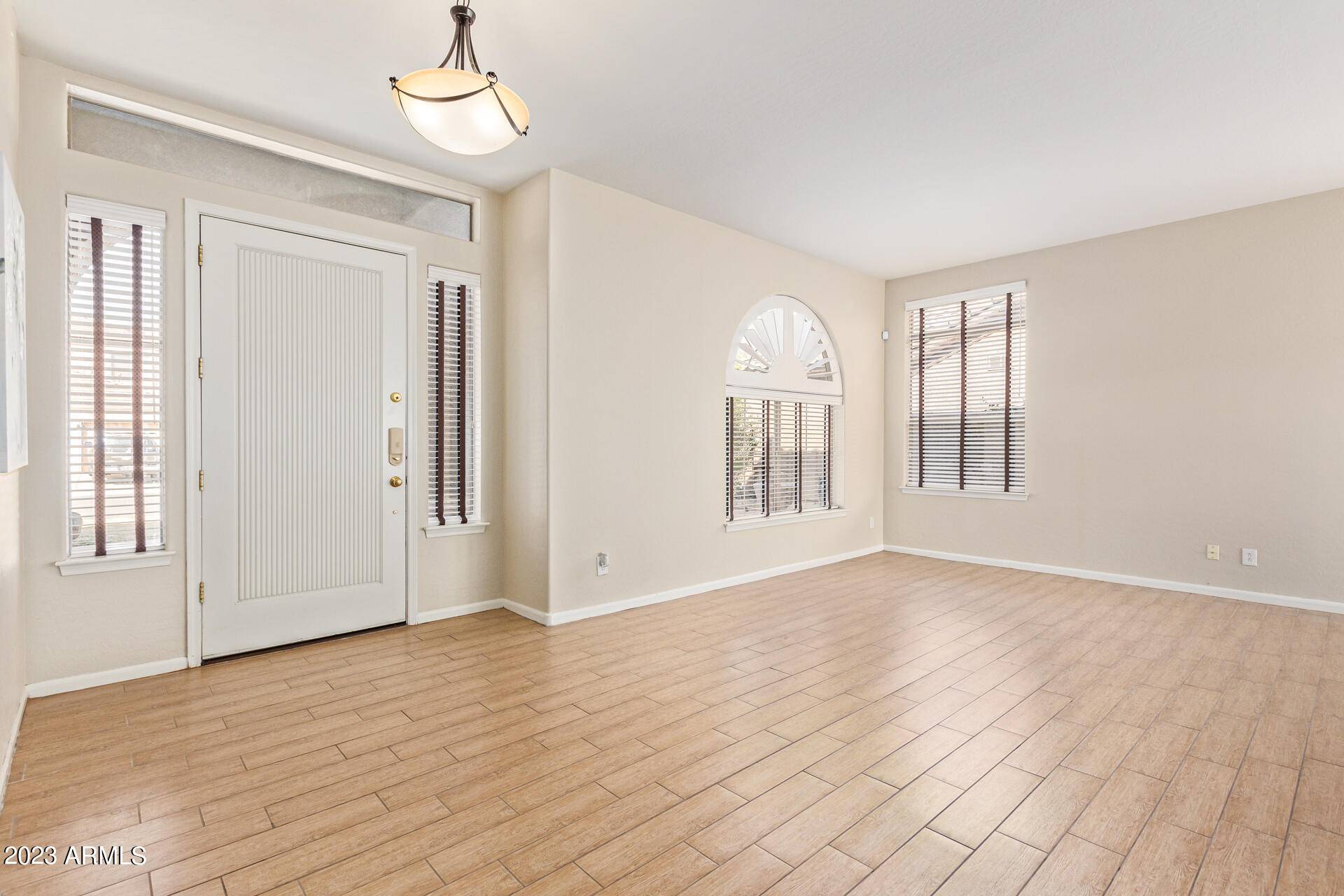 Scottsdale, AZ 85254,5207 E DANBURY Road