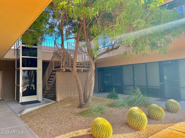 Scottsdale, AZ 85260,14807 N 73RD Street