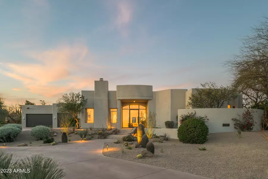 8250 E VIA DEL SOL Drive, Scottsdale, AZ 85255