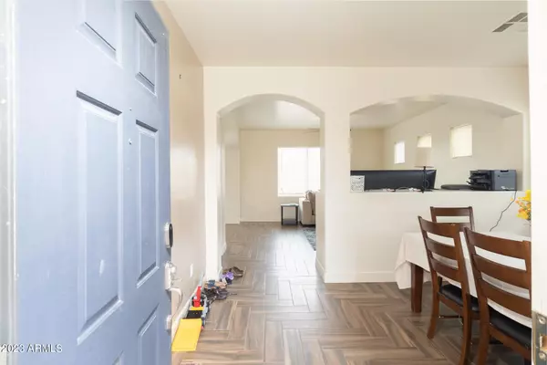 Phoenix, AZ 85041,4021 W Ellis Street