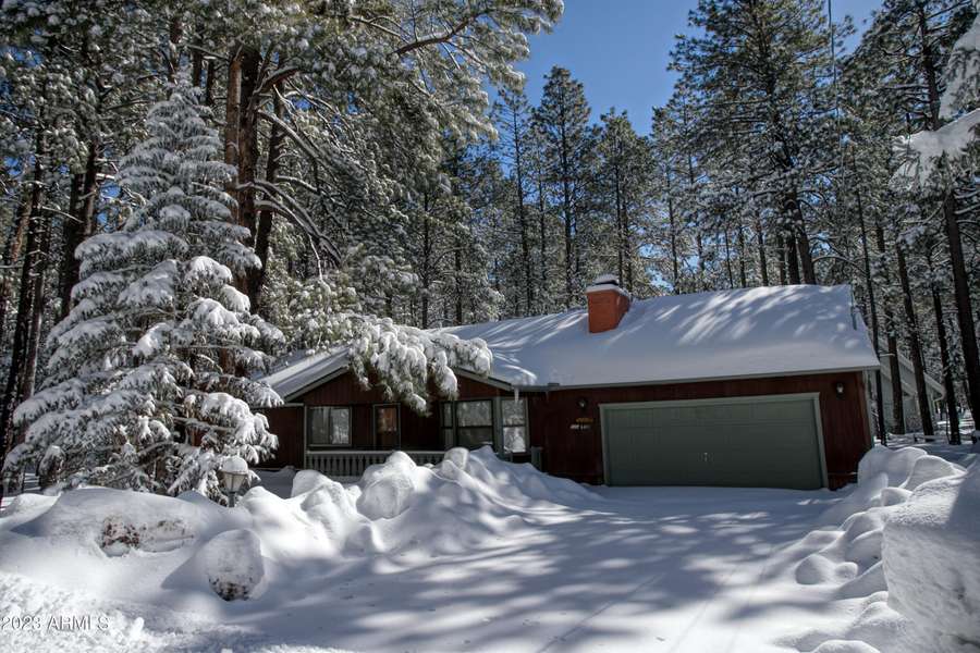 8401 ALCHESAY Drive, Pinetop, AZ 85935