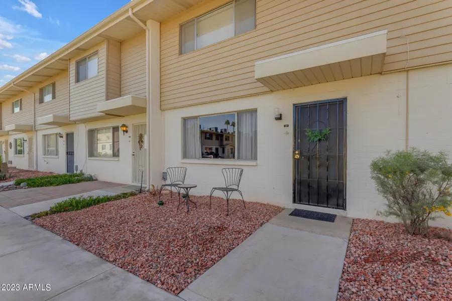 8220 E GARFIELD Street #M9, Scottsdale, AZ 85257