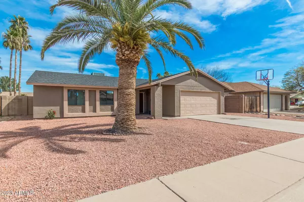 Chandler, AZ 85225,706 W ROSAL Place