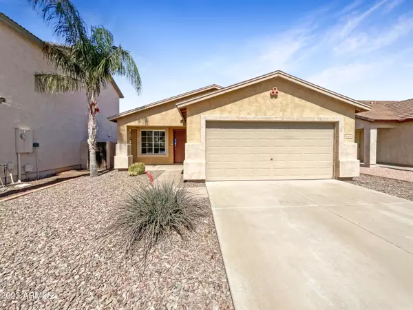 4868 E MEADOW MIST Lane, San Tan Valley, AZ 85140