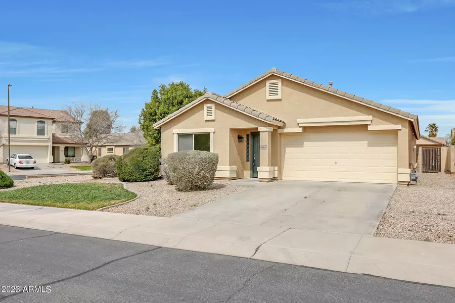 16028 W MEADE Lane, Goodyear, AZ 85338