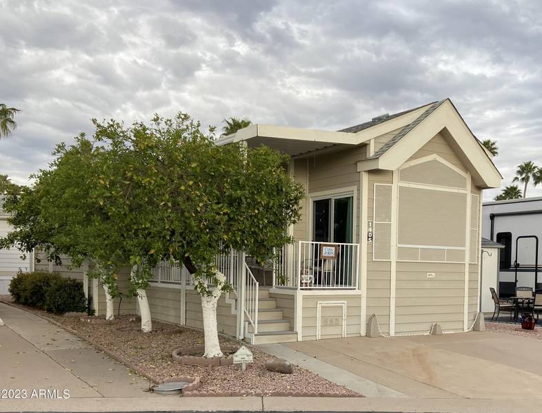 1405 S HAVASUPAI Drive #405, Apache Junction, AZ 85119