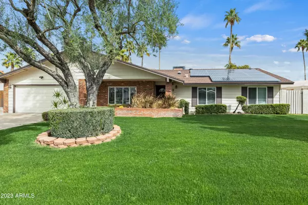 318 E PORT AU PRINCE Lane, Phoenix, AZ 85022