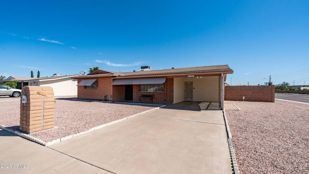 1585 S OCOTILLO Drive, Apache Junction, AZ 85120