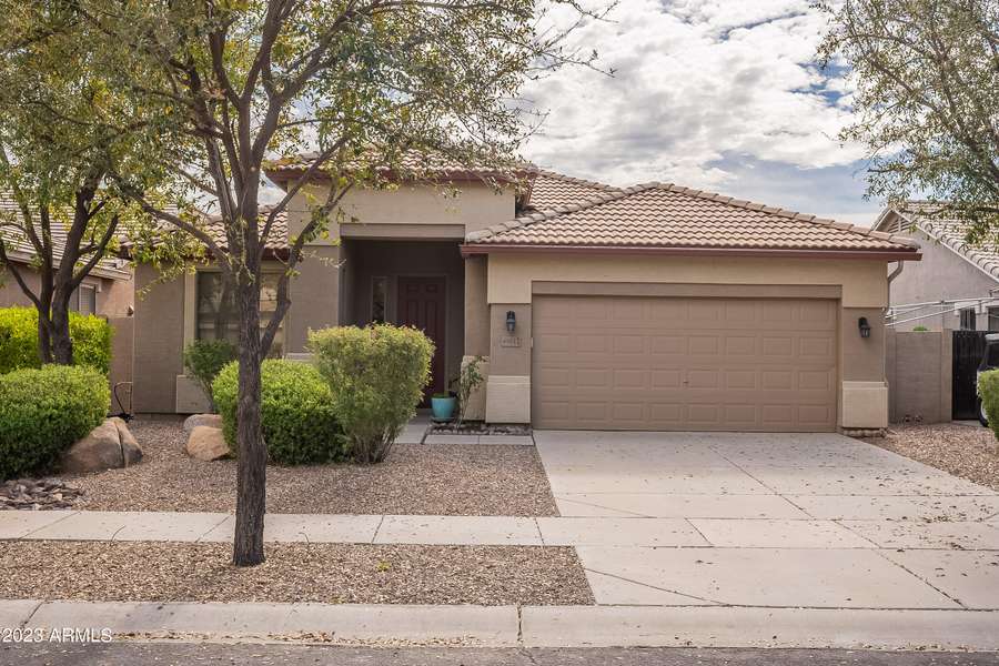 4051 E SUNDANCE Court, Gilbert, AZ 85297