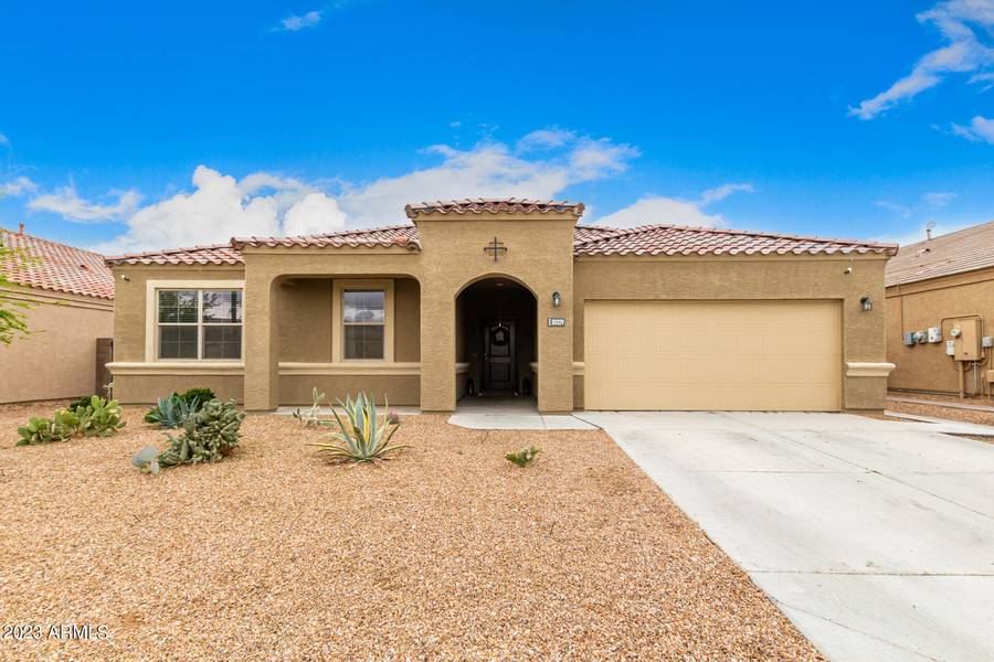 30329 W COLUMBUS Avenue, Buckeye, AZ 85396