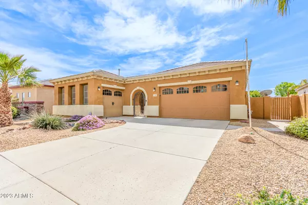 15369 W WESTVIEW Drive, Goodyear, AZ 85395