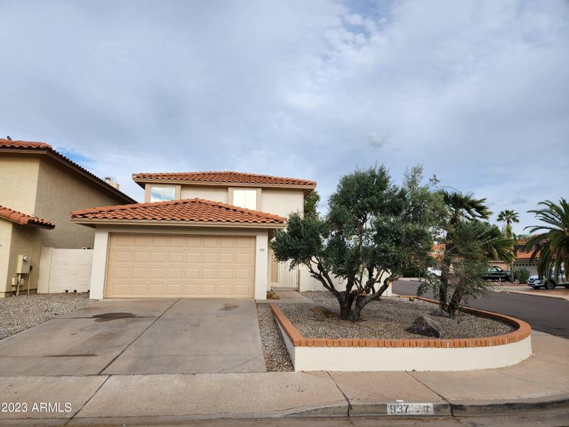 937 N SINOVA Street, Mesa, AZ 85205