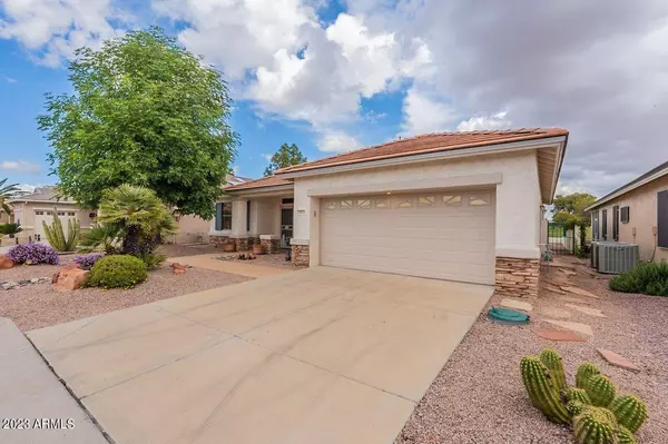 17413 N WHITE TANK Vista, Surprise, AZ 85374