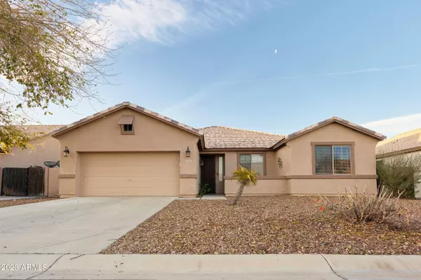 1301 E MONTELEONE Street, San Tan Valley, AZ 85140