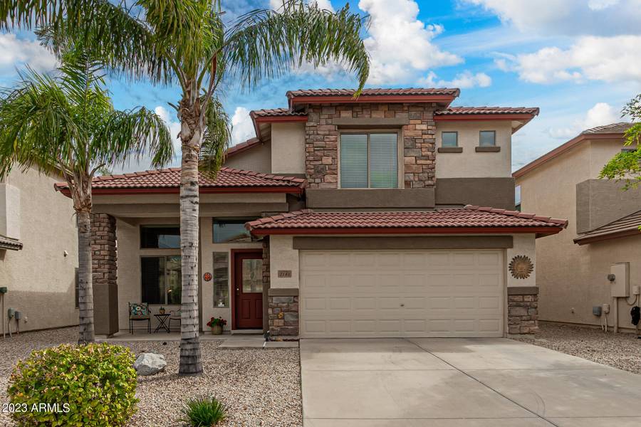 2181 W GREEN TREE Drive, San Tan Valley, AZ 85144