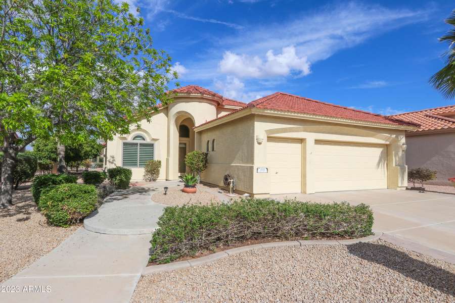 24533 S ROCKY BROOK Drive, Sun Lakes, AZ 85248