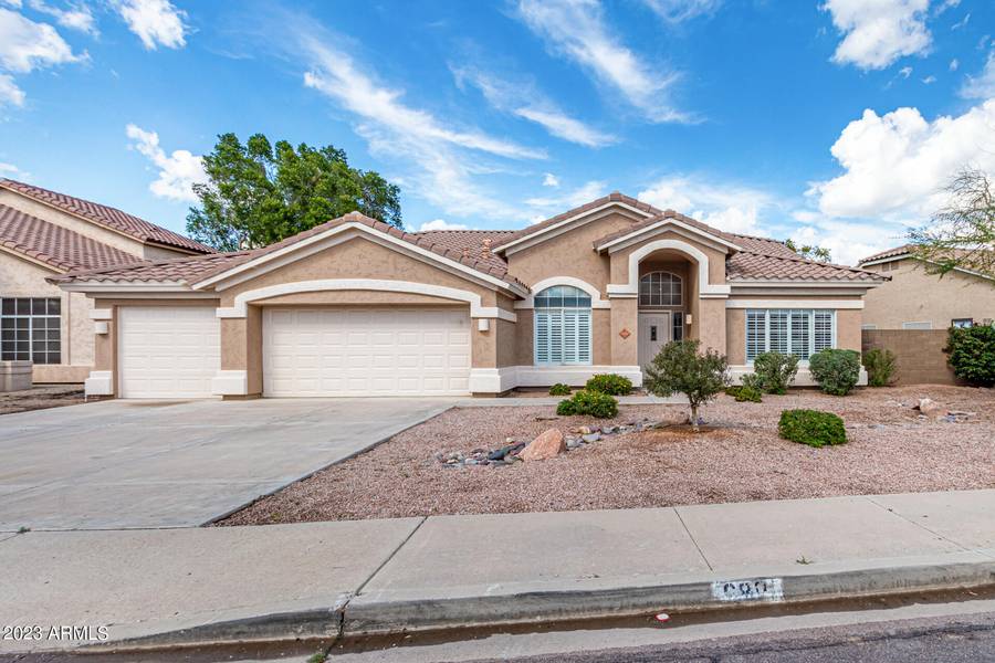 680 W HARVARD Avenue, Gilbert, AZ 85233