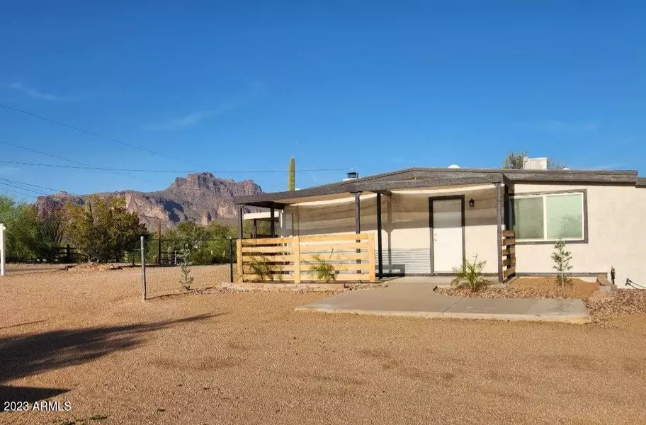 2909 E 12TH Avenue, Apache Junction, AZ 85119