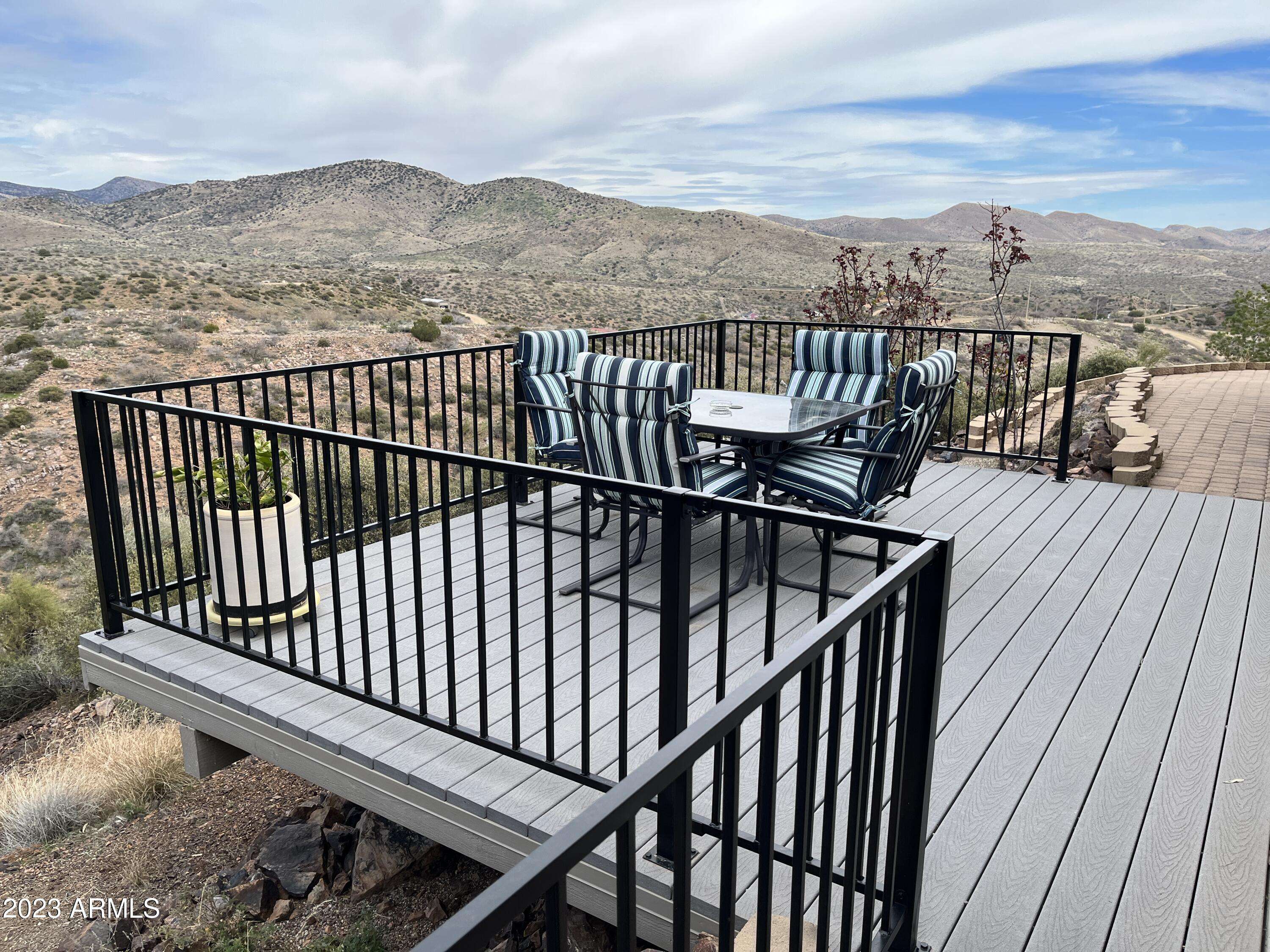 Globe, AZ 85501,304 E SILVERHAWK Lane