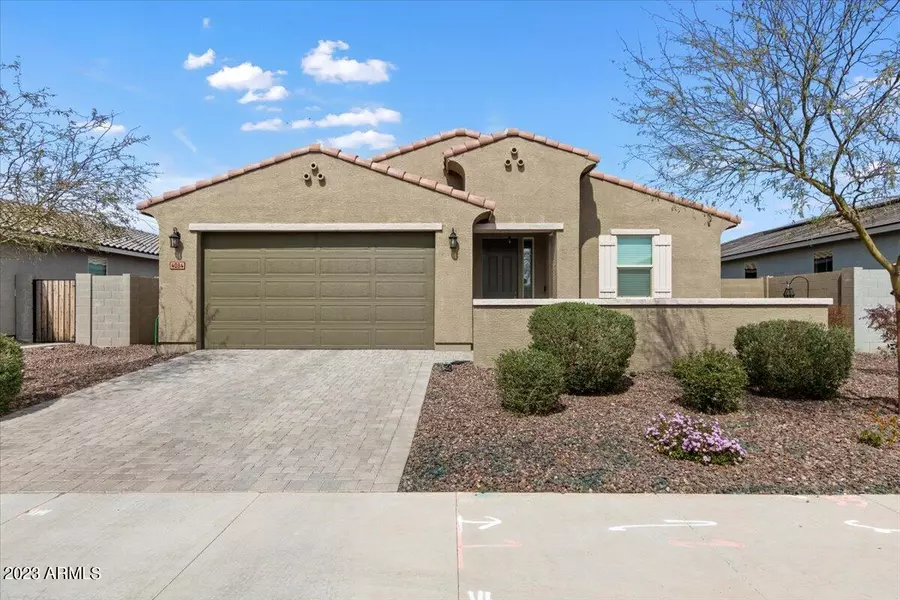 4084 E Caitlin Drive, San Tan Valley, AZ 85140