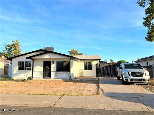 Phoenix, AZ 85053,3227 W GREENWAY Road W