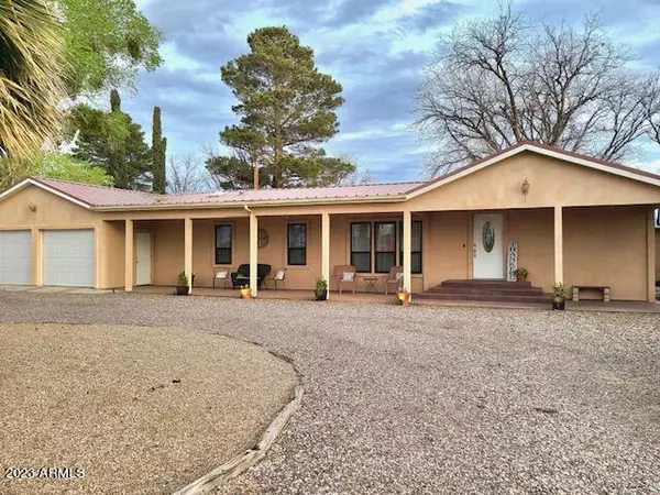2052 E 26th Street, Safford, AZ 85546