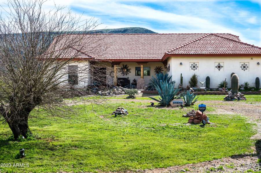 20845 E TARA SPRINGS Road, Black Canyon City, AZ 85324