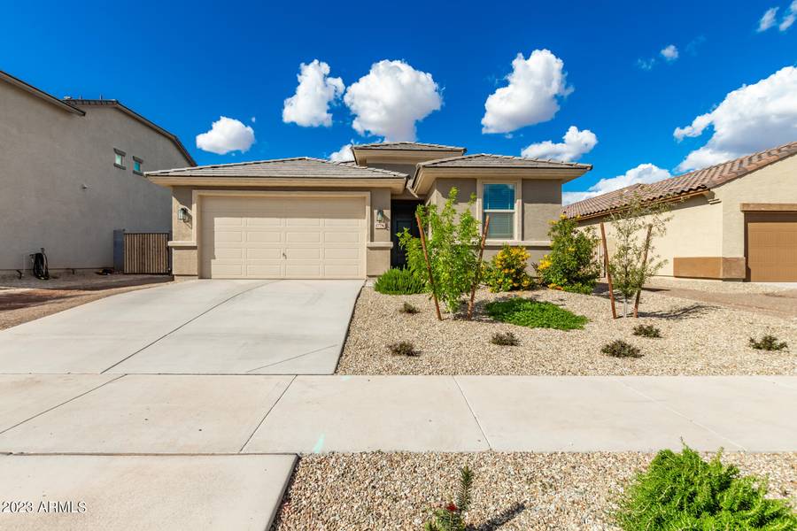 17736 W JESSIE Lane, Surprise, AZ 85387