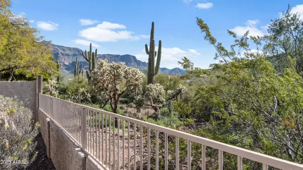 Gold Canyon, AZ 85118,5065 S LOUIE LAMOUR  DR --