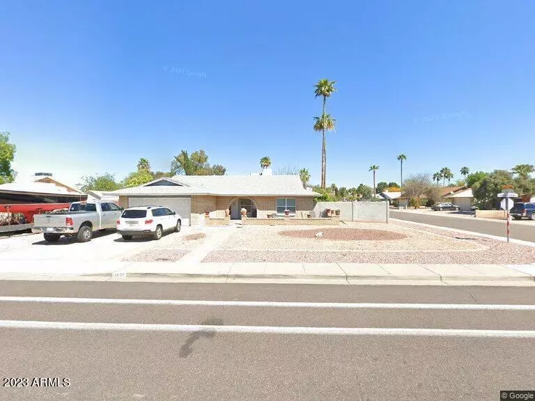 3030 W GRANDVIEW Road, Phoenix, AZ 85053