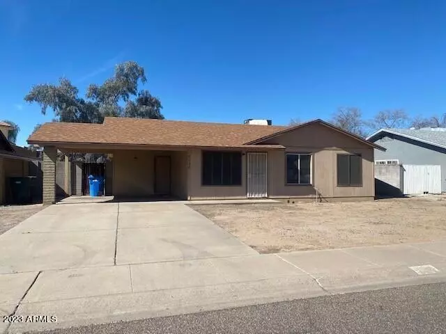 8026 N 42ND Avenue, Phoenix, AZ 85051