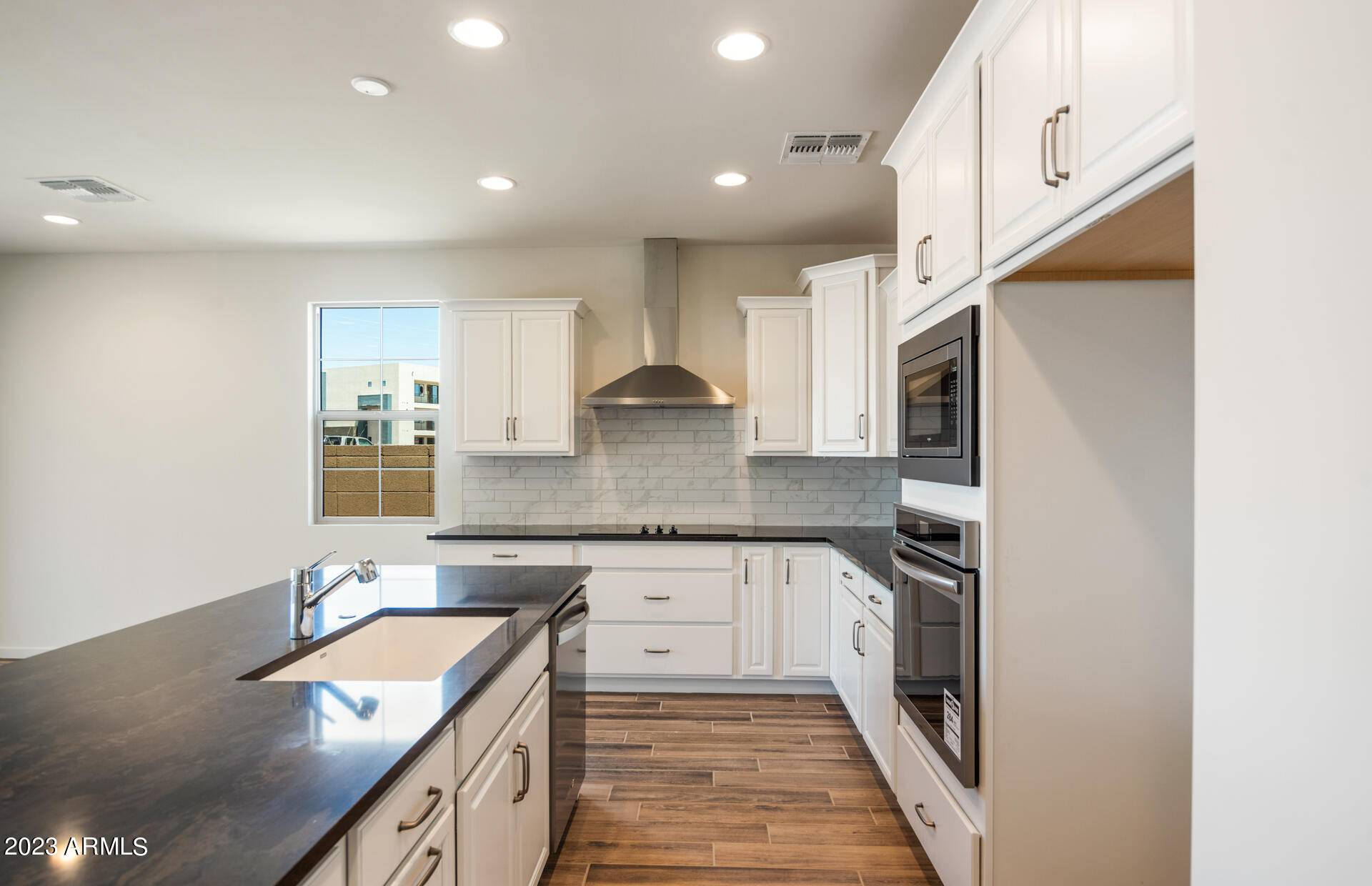 Queen Creek, AZ 85142,23090 E PUMMELOS Road