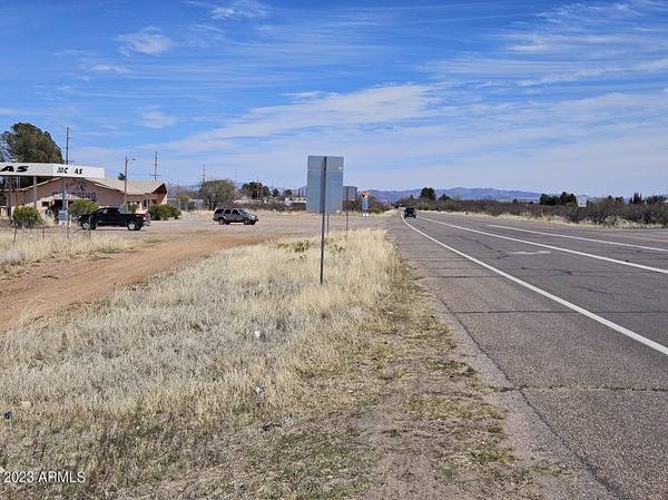 Huachuca City, AZ 85616,3 N HIGHWAY 90 -- #-