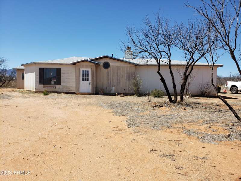 5900 S KELLY Lane, Hereford, AZ 85615