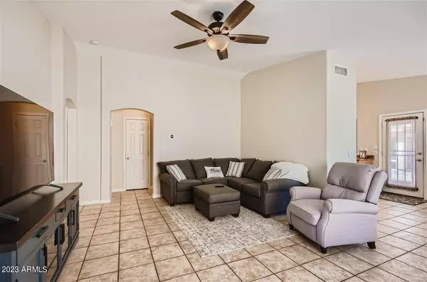 Chandler, AZ 85249,3486 E WATERVIEW Drive