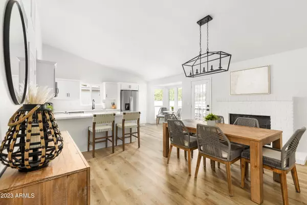 6401 E KELTON Lane, Scottsdale, AZ 85254