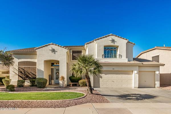 9916 E MESETO Avenue,  Mesa,  AZ 85209