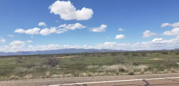 Aguila, AZ 85320,0 Valley Road #Part of 002J