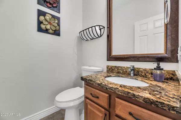 1703 W AMBERWOOD Drive Phoenix, AZ 85045