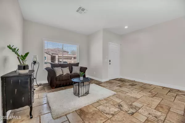 Phoenix, AZ 85045,1703 W AMBERWOOD Drive